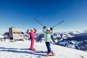 Kids_am_Top_of_Alpbachtal_hoerster_Punkt_©ski_juwel_alpbachtal_wildschoenau